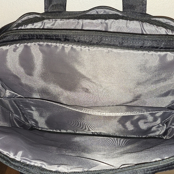 Dell Black Laptop Bag - Picture 7 of 16